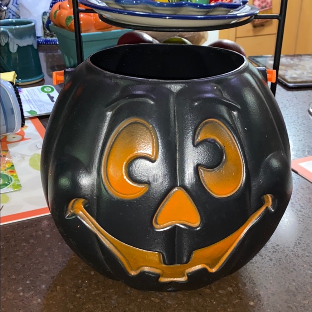 Vintage black pumpkin great shape for age